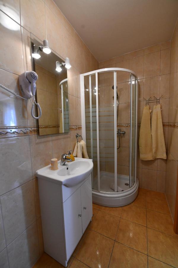 Apartments Villa Miranda Vodice Eksteriør bilde
