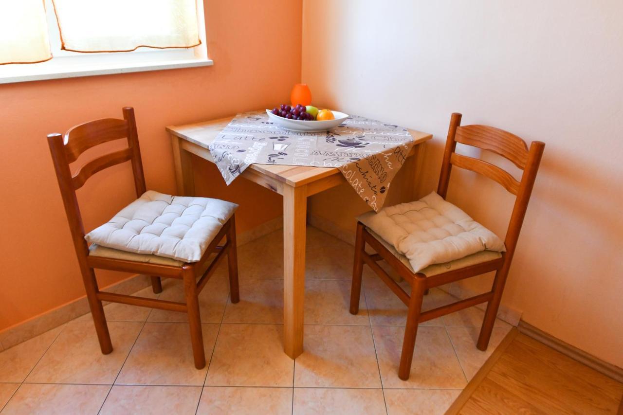Apartments Villa Miranda Vodice Eksteriør bilde