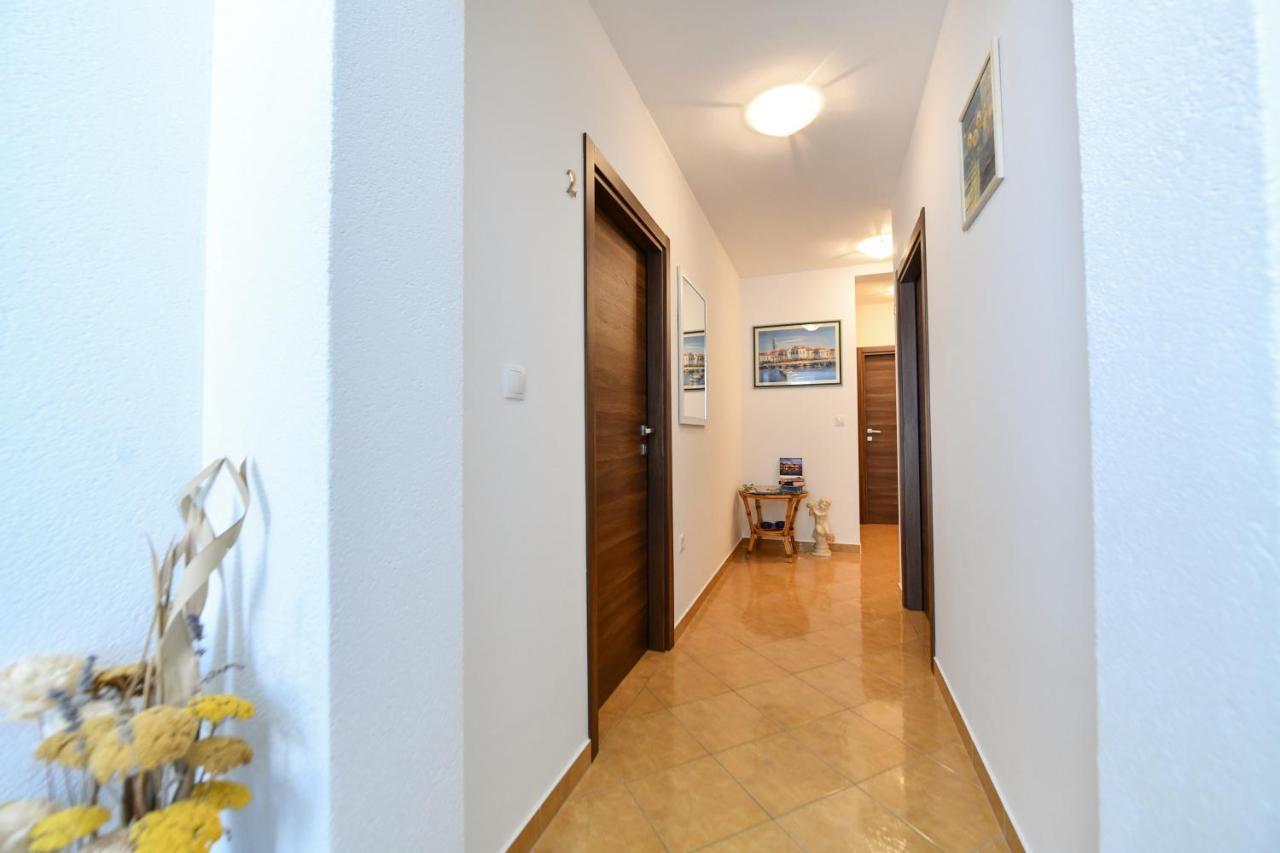 Apartments Villa Miranda Vodice Eksteriør bilde