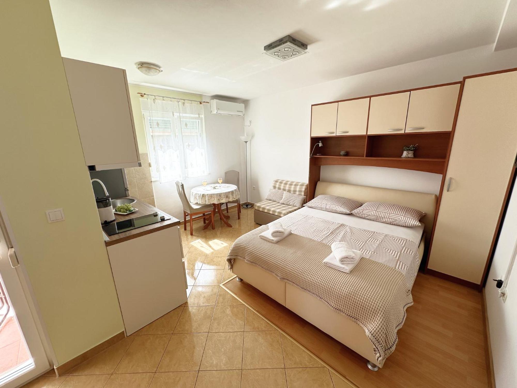 Apartments Villa Miranda Vodice Eksteriør bilde