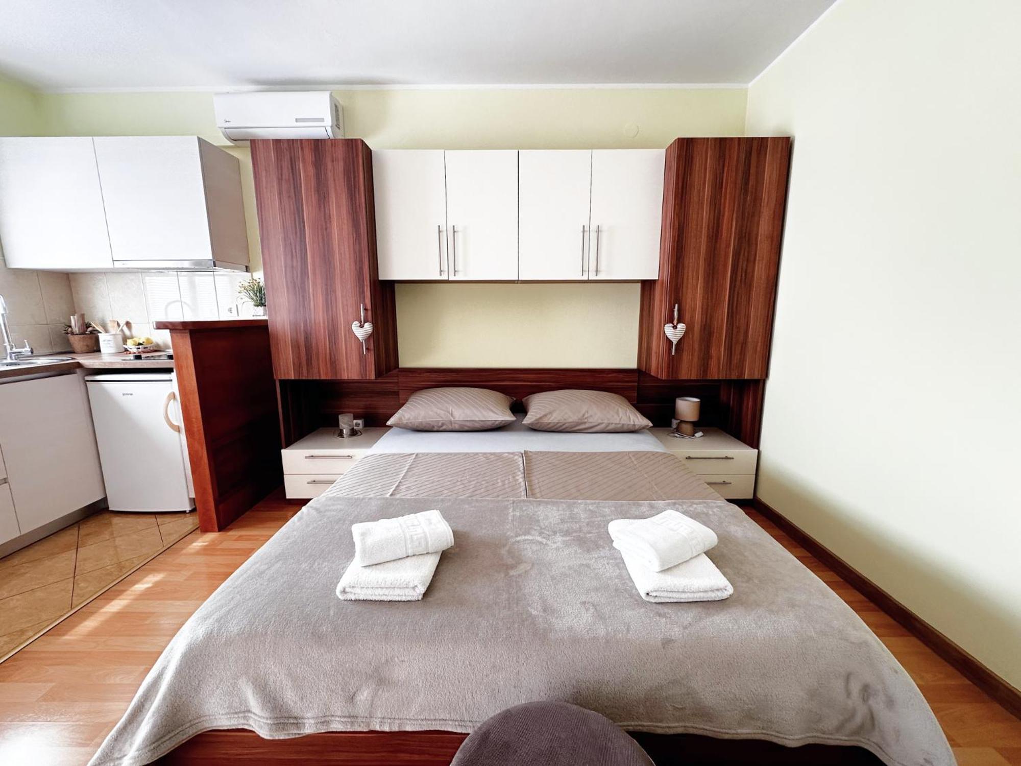 Apartments Villa Miranda Vodice Eksteriør bilde